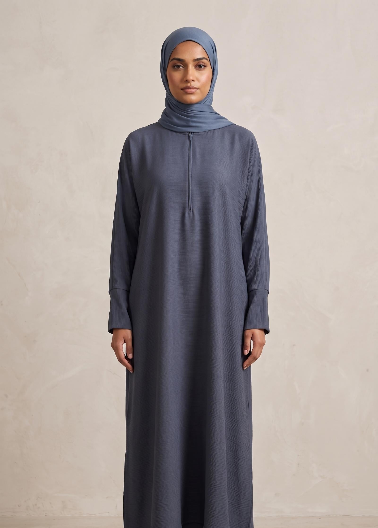 Plain Zipper Abaya
