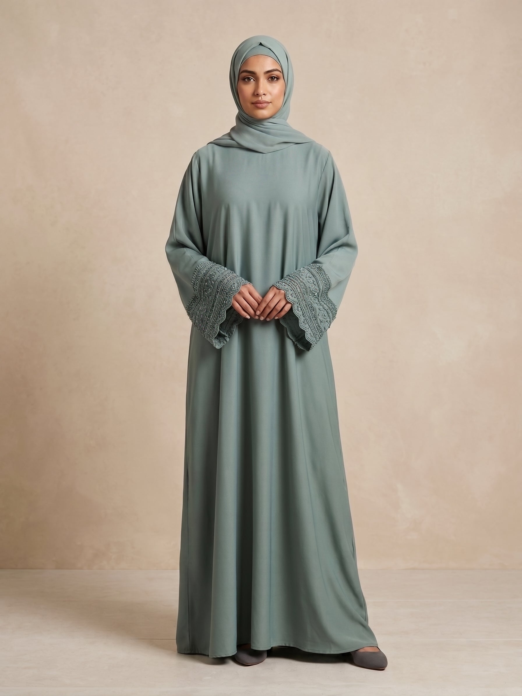 Wide Arm Embroidery Abaya