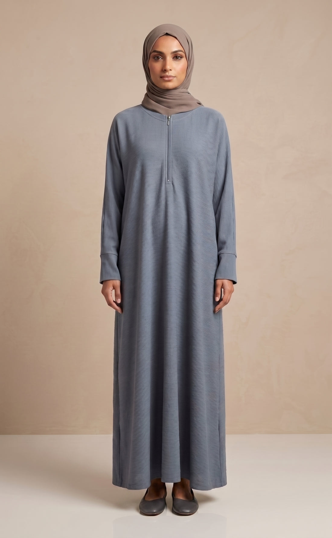 Plain Zipper Abaya