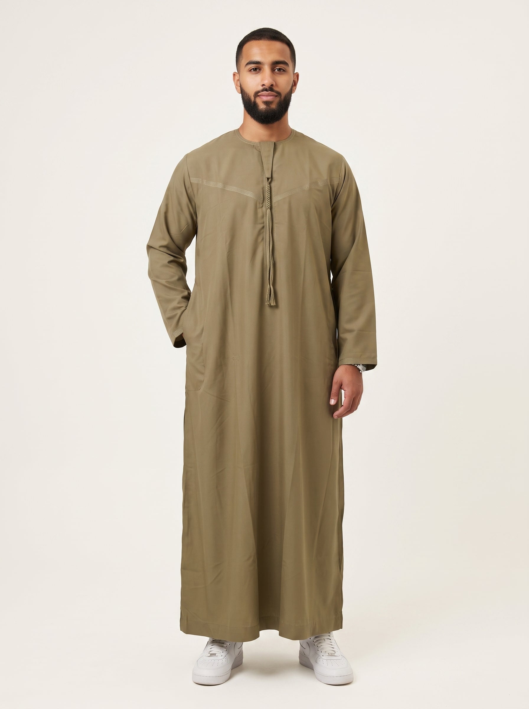 Omani Thobe